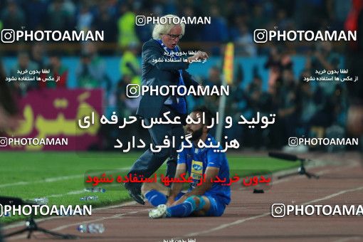 913903, Tehran, [*parameter:4*], لیگ برتر فوتبال ایران، Persian Gulf Cup، Week 10، First Leg، Persepolis 1 v 0 Esteghlal on 2017/10/26 at Azadi Stadium