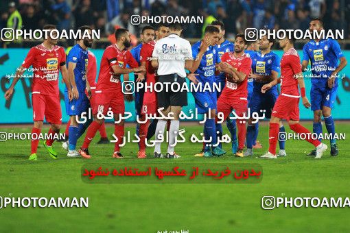 911370, Tehran, [*parameter:4*], Iran Pro League، Persian Gulf Cup، 2017-18 season، First Leg، Week 10، Persepolis ۱ v ۰ Esteghlal on 2017/10/26 at Azadi Stadium