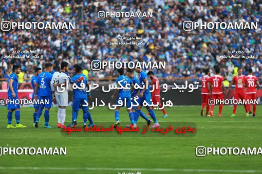 914343, Tehran, [*parameter:4*], Iran Pro League، Persian Gulf Cup، 2017-18 season، First Leg، Week 10، Persepolis ۱ v ۰ Esteghlal on 2017/10/26 at Azadi Stadium