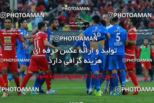 914238, Tehran, [*parameter:4*], Iran Pro League، Persian Gulf Cup، 2017-18 season، First Leg، Week 10، Persepolis ۱ v ۰ Esteghlal on 2017/10/26 at Azadi Stadium