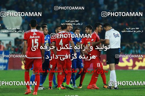 914647, Tehran, [*parameter:4*], Iran Pro League، Persian Gulf Cup، 2017-18 season، First Leg، Week 10، Persepolis ۱ v ۰ Esteghlal on 2017/10/26 at Azadi Stadium