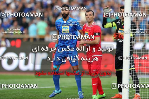 911609, Tehran, [*parameter:4*], Iran Pro League، Persian Gulf Cup، 2017-18 season، First Leg، Week 10، Persepolis ۱ v ۰ Esteghlal on 2017/10/26 at Azadi Stadium