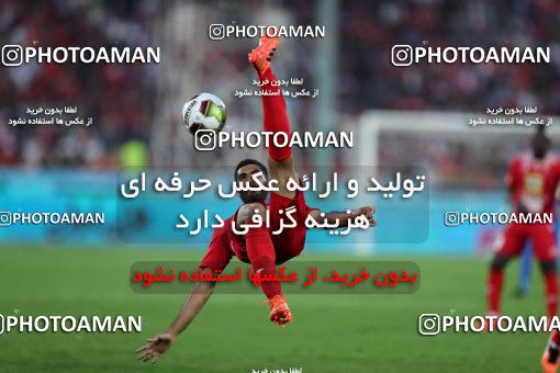 911974, Tehran, [*parameter:4*], Iran Pro League، Persian Gulf Cup، 2017-18 season، First Leg، Week 10، Persepolis ۱ v ۰ Esteghlal on 2017/10/26 at Azadi Stadium