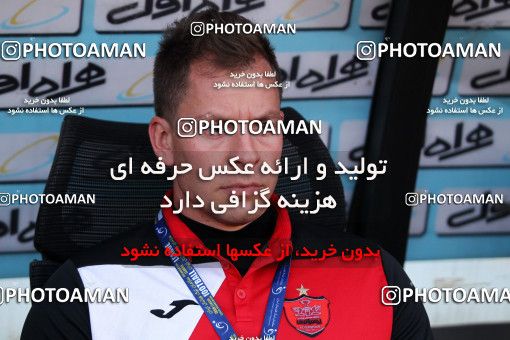 911582, Tehran, [*parameter:4*], لیگ برتر فوتبال ایران، Persian Gulf Cup، Week 10، First Leg، Persepolis 1 v 0 Esteghlal on 2017/10/26 at Azadi Stadium