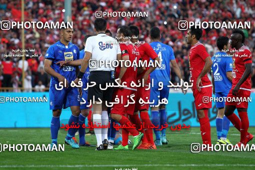 911837, Tehran, [*parameter:4*], Iran Pro League، Persian Gulf Cup، 2017-18 season، First Leg، Week 10، Persepolis ۱ v ۰ Esteghlal on 2017/10/26 at Azadi Stadium