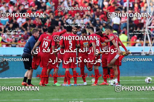 915946, Tehran, [*parameter:4*], Iran Pro League، Persian Gulf Cup، 2017-18 season، First Leg، Week 10، Persepolis ۱ v ۰ Esteghlal on 2017/10/26 at Azadi Stadium