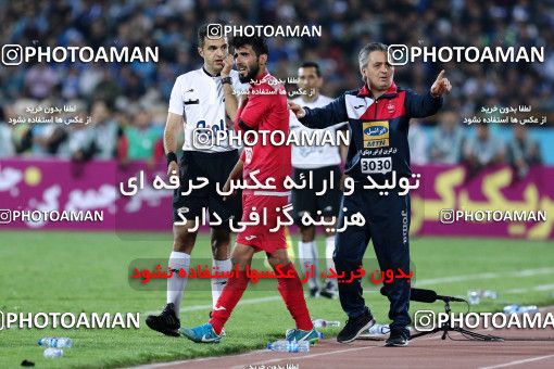 916044, Tehran, [*parameter:4*], Iran Pro League، Persian Gulf Cup، 2017-18 season، First Leg، Week 10، Persepolis ۱ v ۰ Esteghlal on 2017/10/26 at Azadi Stadium