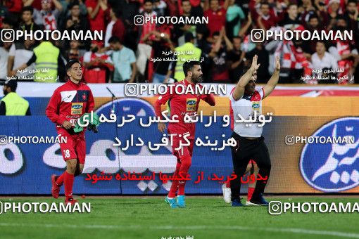 916010, Tehran, [*parameter:4*], لیگ برتر فوتبال ایران، Persian Gulf Cup، Week 10، First Leg، Persepolis 1 v 0 Esteghlal on 2017/10/26 at Azadi Stadium