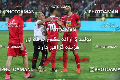 913075, Tehran, [*parameter:4*], Iran Pro League، Persian Gulf Cup، 2017-18 season، First Leg، Week 10، Persepolis ۱ v ۰ Esteghlal on 2017/10/26 at Azadi Stadium