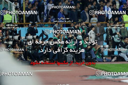 913309, Tehran, [*parameter:4*], لیگ برتر فوتبال ایران، Persian Gulf Cup، Week 10، First Leg، Persepolis 1 v 0 Esteghlal on 2017/10/26 at Azadi Stadium