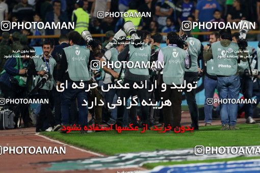 913724, Tehran, [*parameter:4*], لیگ برتر فوتبال ایران، Persian Gulf Cup، Week 10، First Leg، Persepolis 1 v 0 Esteghlal on 2017/10/26 at Azadi Stadium