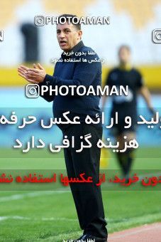 992260, Isfahan, [*parameter:4*], Iran Pro League، Persian Gulf Cup، 2017-18 season، First Leg، Week 10، Zob Ahan Esfahan ۰ v 3 Pars Jonoubi Jam on 2017/10/20 at Naghsh-e Jahan Stadium