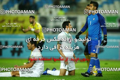 992259, Isfahan, [*parameter:4*], Iran Pro League، Persian Gulf Cup، 2017-18 season، First Leg، Week 10، Zob Ahan Esfahan ۰ v 3 Pars Jonoubi Jam on 2017/10/20 at Naghsh-e Jahan Stadium