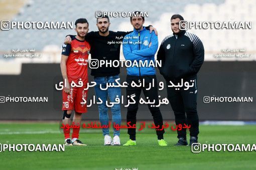 919889, Tehran, [*parameter:4*], لیگ برتر فوتبال ایران، Persian Gulf Cup، Week 11، First Leg، Esteghlal 2 v 0 Naft Tehran on 2017/10/31 at Azadi Stadium