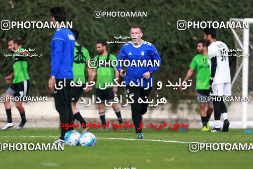 928342, Tehran, , Iran National Football Team Training Session on 2017/11/02 at Research Institute of Petroleum Industry