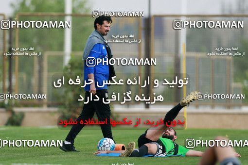 928233, Tehran, , Iran National Football Team Training Session on 2017/11/02 at Research Institute of Petroleum Industry