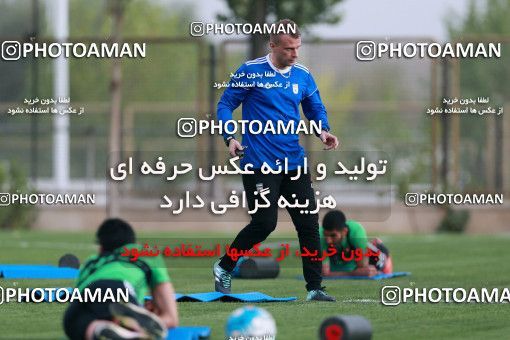 928350, Tehran, , Iran National Football Team Training Session on 2017/11/02 at Research Institute of Petroleum Industry