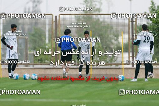 928274, Tehran, , Iran National Football Team Training Session on 2017/11/02 at Research Institute of Petroleum Industry