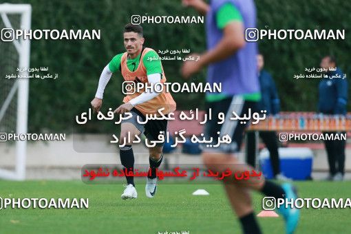 928246, Tehran, , Iran National Football Team Training Session on 2017/11/02 at Research Institute of Petroleum Industry