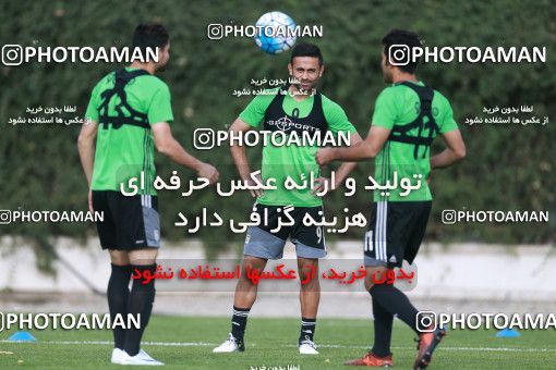 921705, Tehran, , Iran National Football Team Training Session on 2017/11/02 at Research Institute of Petroleum Industry