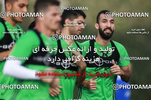 921992, Tehran, , Iran National Football Team Training Session on 2017/11/02 at Research Institute of Petroleum Industry