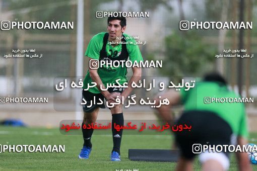 922130, Tehran, , Iran National Football Team Training Session on 2017/11/02 at Research Institute of Petroleum Industry