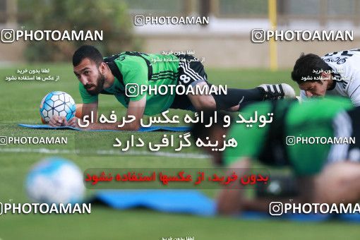 922126, Tehran, , Iran National Football Team Training Session on 2017/11/02 at Research Institute of Petroleum Industry