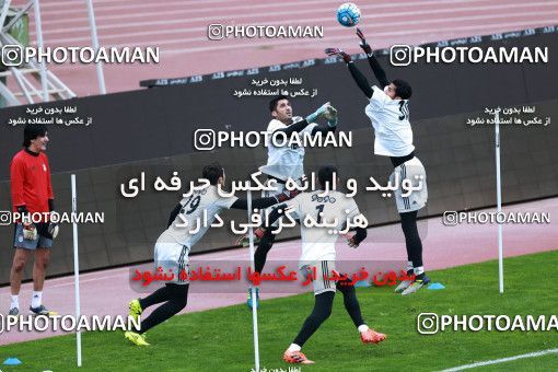 929050, Tehran, , Iran National Football Team Training Session on 2017/11/04 at Azadi Stadium