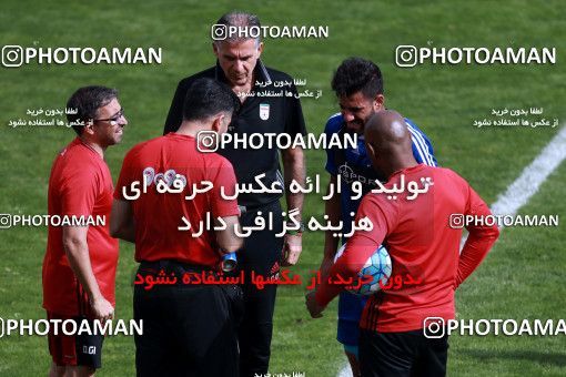 929065, Tehran, , Iran National Football Team Training Session on 2017/11/04 at Azadi Stadium