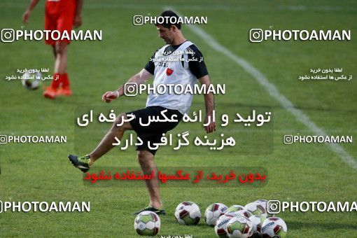 929335, Tehran, , Persepolis Football Team Training Session on 2017/11/10 at Shahid Kazemi Stadium