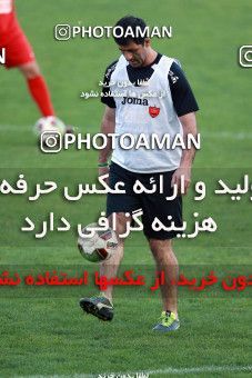 929336, Tehran, , Persepolis Football Team Training Session on 2017/11/10 at Shahid Kazemi Stadium