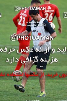 929228, Tehran, , Persepolis Football Team Training Session on 2017/11/10 at Shahid Kazemi Stadium