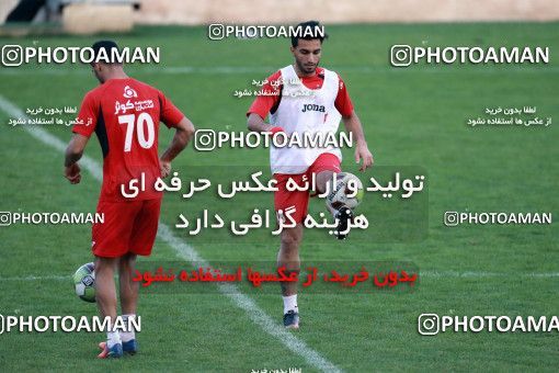 929318, Tehran, , Persepolis Football Team Training Session on 2017/11/10 at Shahid Kazemi Stadium