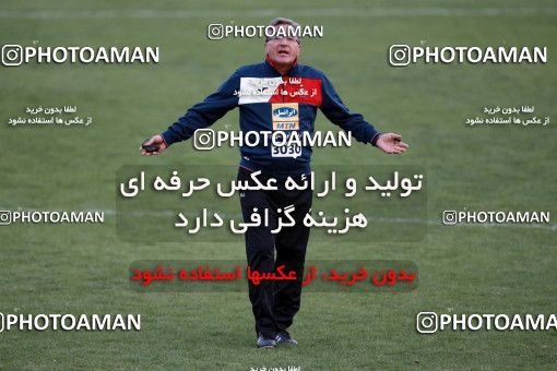 929224, Tehran, , Persepolis Football Team Training Session on 2017/11/10 at Shahid Kazemi Stadium