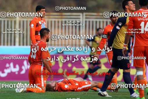 934075, Tehran, [*parameter:4*], Iran Pro League، Persian Gulf Cup، 2017-18 season، First Leg، Week 12، Naft Tehran ۰ v ۱ Saipa on 2017/11/20 at Takhti Stadium