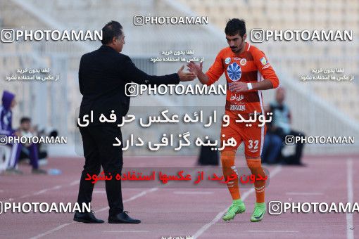 933881, Tehran, [*parameter:4*], Iran Pro League، Persian Gulf Cup، 2017-18 season، First Leg، Week 12، Naft Tehran ۰ v ۱ Saipa on 2017/11/20 at Takhti Stadium