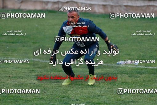 937386, Tehran, , Persepolis Football Team Training Session on 2017/11/11 at Shahid Kazemi Stadium