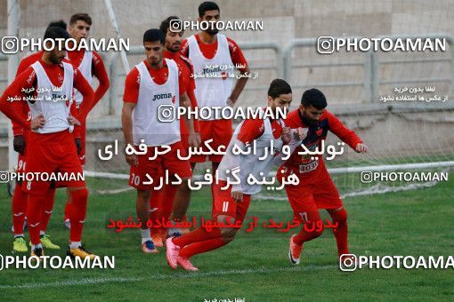 937676, Tehran, , Persepolis Football Team Training Session on 2017/11/11 at Shahid Kazemi Stadium