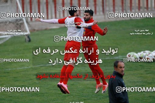 937529, Tehran, , Persepolis Football Team Training Session on 2017/11/11 at Shahid Kazemi Stadium