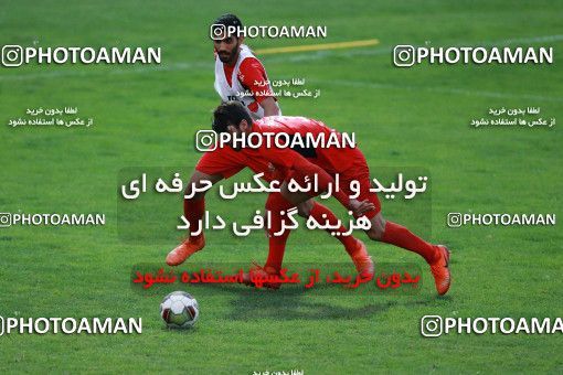 937507, Tehran, , Persepolis Football Team Training Session on 2017/11/11 at Shahid Kazemi Stadium