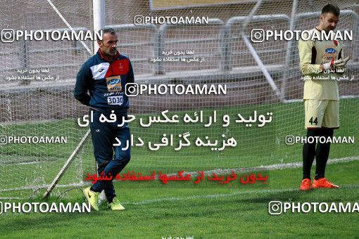 937509, Tehran, , Persepolis Football Team Training Session on 2017/11/11 at Shahid Kazemi Stadium