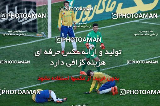 945668, Tehran, [*parameter:4*], لیگ برتر فوتبال ایران، Persian Gulf Cup، Week 8، First Leg، Persepolis 2 v 0 Sanat Naft Abadan on 2017/12/11 at Azadi Stadium