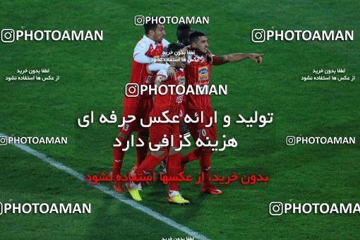 946095, Tehran, [*parameter:4*], لیگ برتر فوتبال ایران، Persian Gulf Cup، Week 8، First Leg، Persepolis 2 v 0 Sanat Naft Abadan on 2017/12/11 at Azadi Stadium