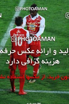 945721, Tehran, [*parameter:4*], لیگ برتر فوتبال ایران، Persian Gulf Cup، Week 8، First Leg، Persepolis 2 v 0 Sanat Naft Abadan on 2017/12/11 at Azadi Stadium