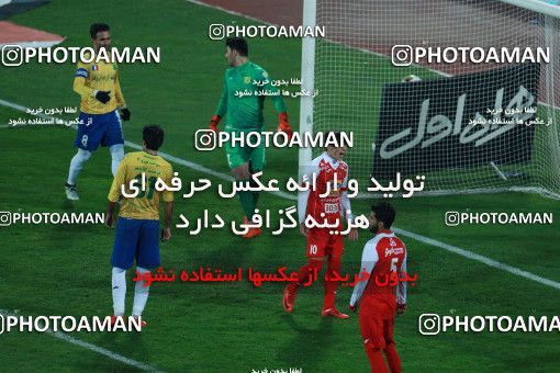 946283, Tehran, [*parameter:4*], لیگ برتر فوتبال ایران، Persian Gulf Cup، Week 8، First Leg، Persepolis 2 v 0 Sanat Naft Abadan on 2017/12/11 at Azadi Stadium