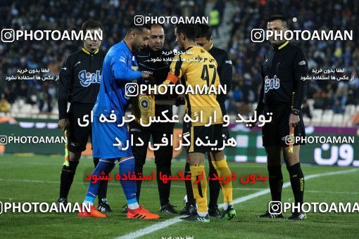 942979, Tehran, [*parameter:4*], Iran Pro League، Persian Gulf Cup، 2017-18 season، First Leg، Week 15، Esteghlal 3 v ۰ Sepahan on 2017/12/06 at Azadi Stadium