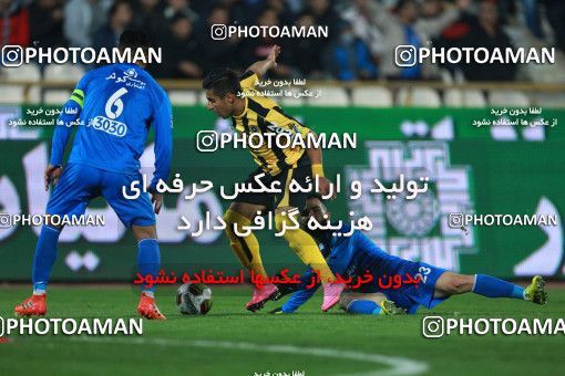 942726, Tehran, [*parameter:4*], Iran Pro League، Persian Gulf Cup، 2017-18 season، First Leg، Week 15، Esteghlal 3 v ۰ Sepahan on 2017/12/06 at Azadi Stadium