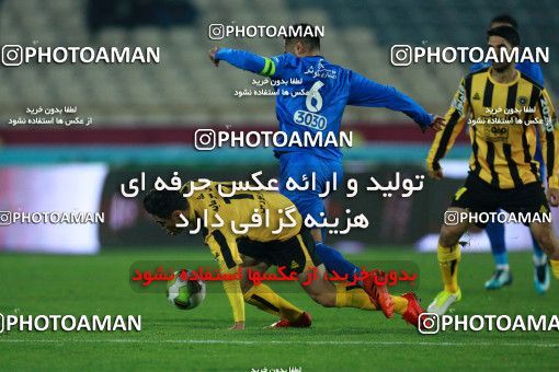 942617, Tehran, [*parameter:4*], Iran Pro League، Persian Gulf Cup، 2017-18 season، First Leg، Week 15، Esteghlal 3 v ۰ Sepahan on 2017/12/06 at Azadi Stadium