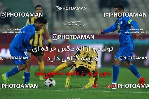 942822, Tehran, [*parameter:4*], Iran Pro League، Persian Gulf Cup، 2017-18 season، First Leg، Week 15، Esteghlal 3 v ۰ Sepahan on 2017/12/06 at Azadi Stadium