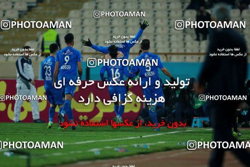 942636, Tehran, [*parameter:4*], Iran Pro League، Persian Gulf Cup، 2017-18 season، First Leg، Week 15، Esteghlal 3 v ۰ Sepahan on 2017/12/06 at Azadi Stadium